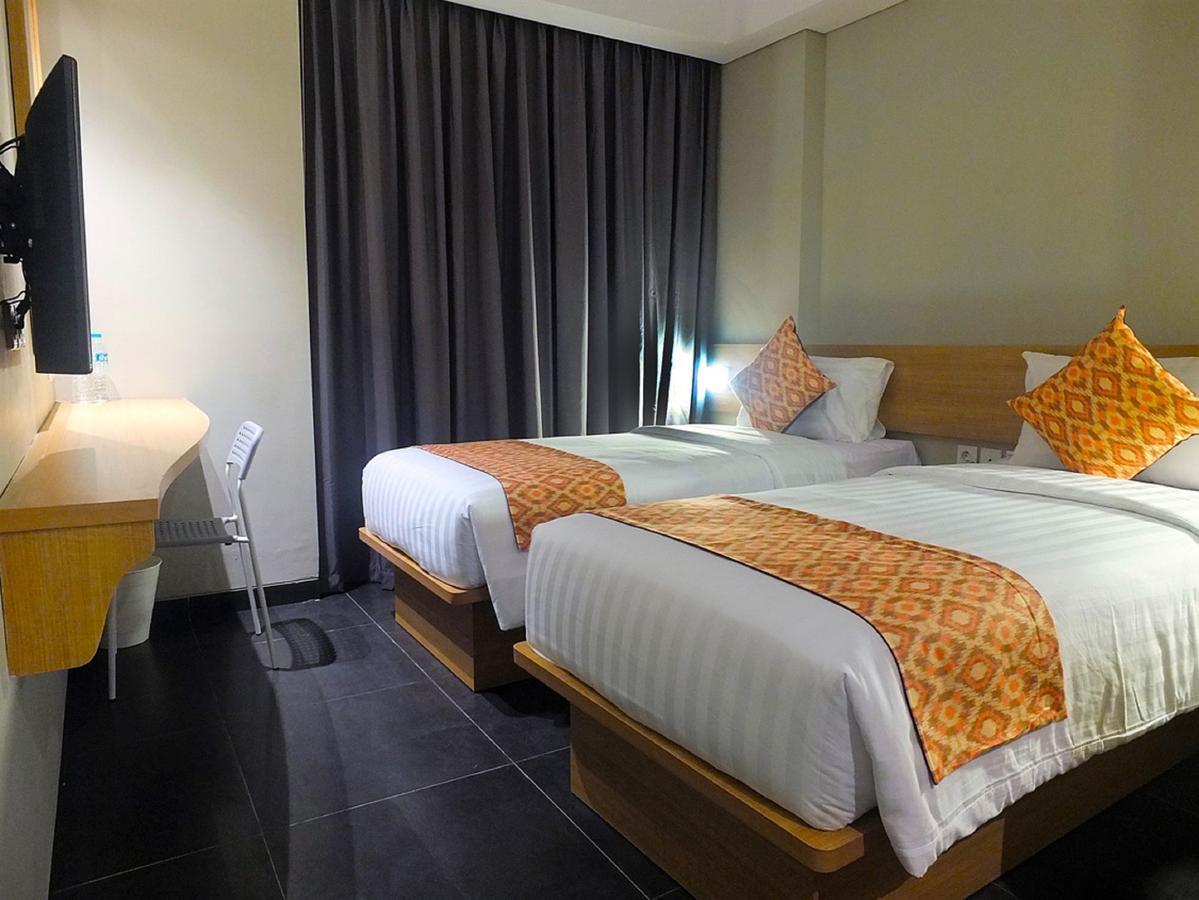 Maple Hotel Grogol Jakarta Eksteriør bilde