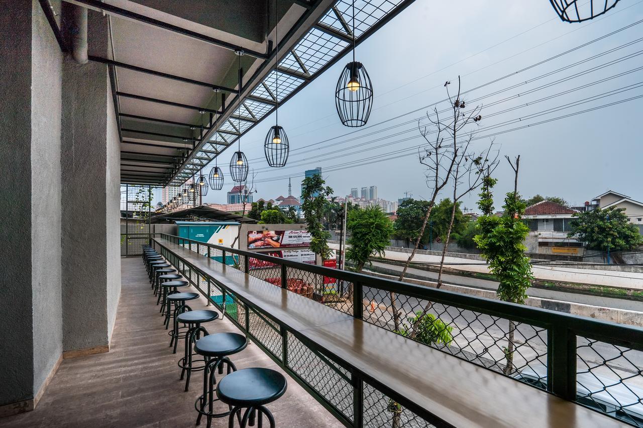 Maple Hotel Grogol Jakarta Eksteriør bilde